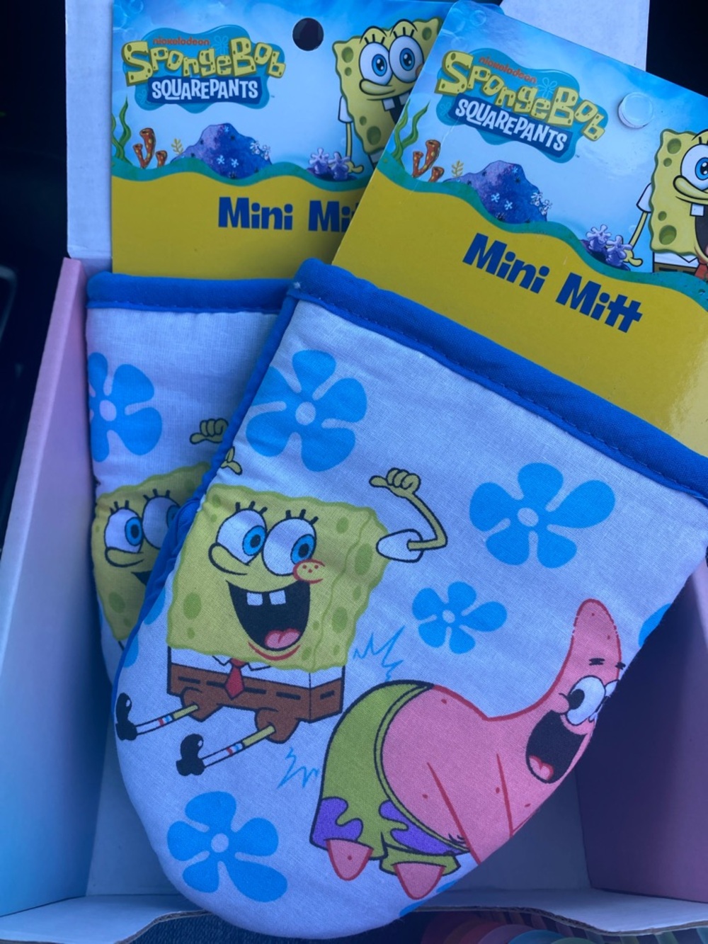 SpongeBob Squarepants Oven Mittens Set